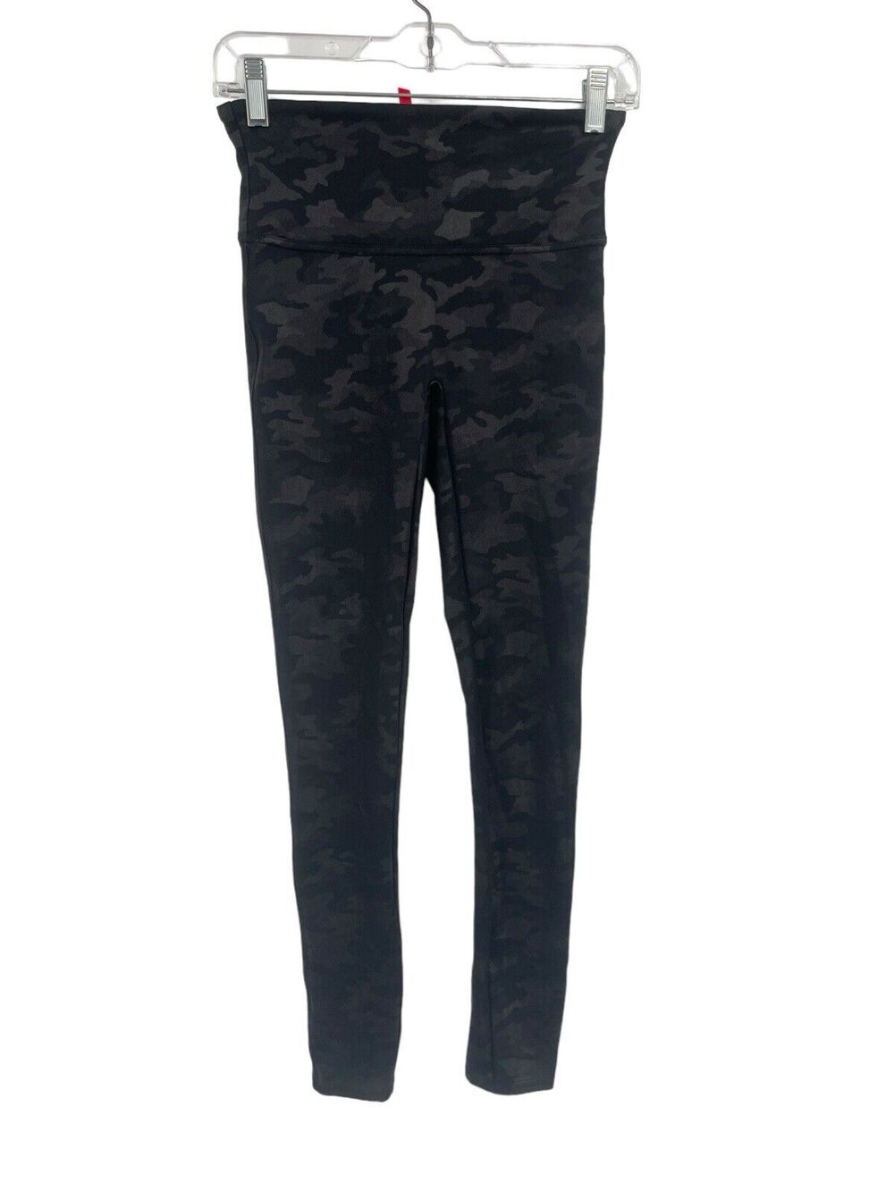 Spanx Faux Leather Camo Leggings Black Size Medium